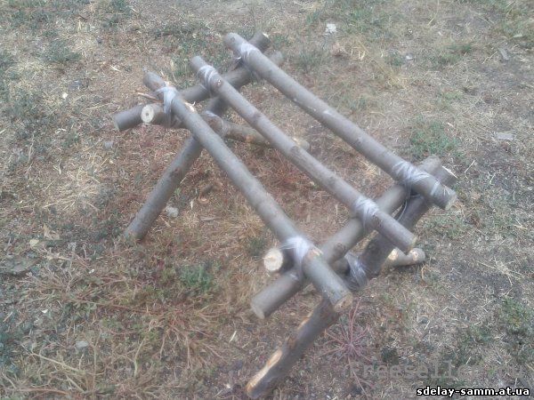 стул из веток