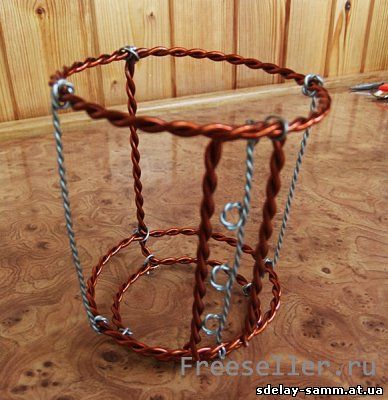 Подстаканник из проволоки
